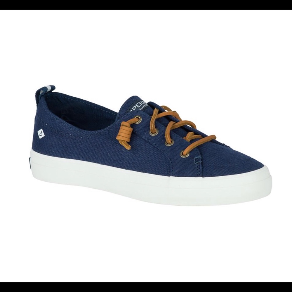 Sperry Crest Vibe Sneaker size 8